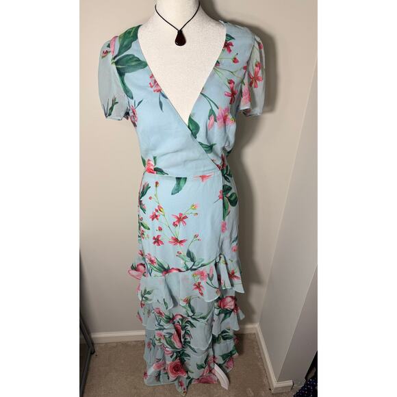 Fame and Partners Nora Wrap Floral Dress Size 4 - Picture 1 of 12